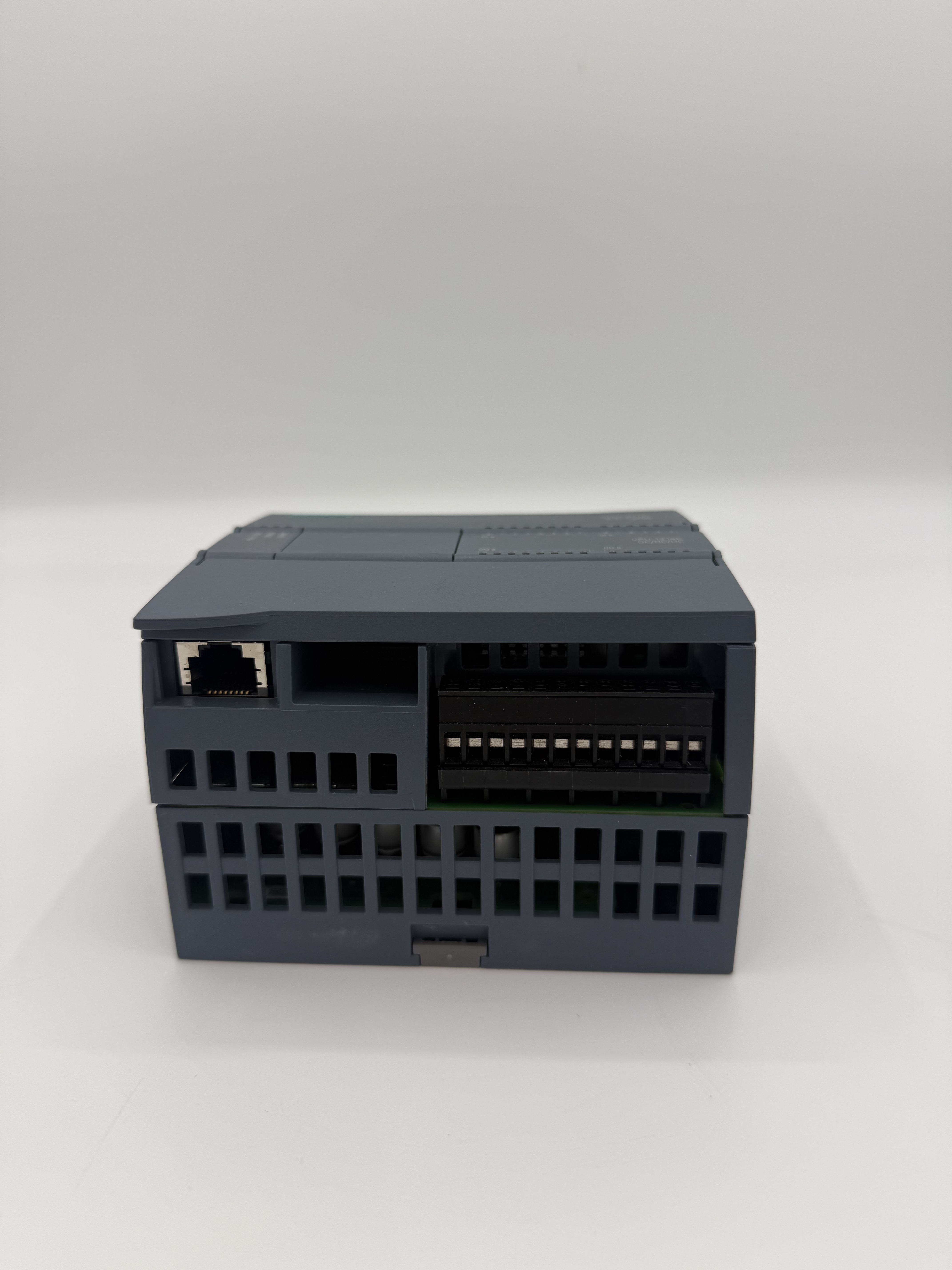 Контроллер Siemens simatic s7-1200