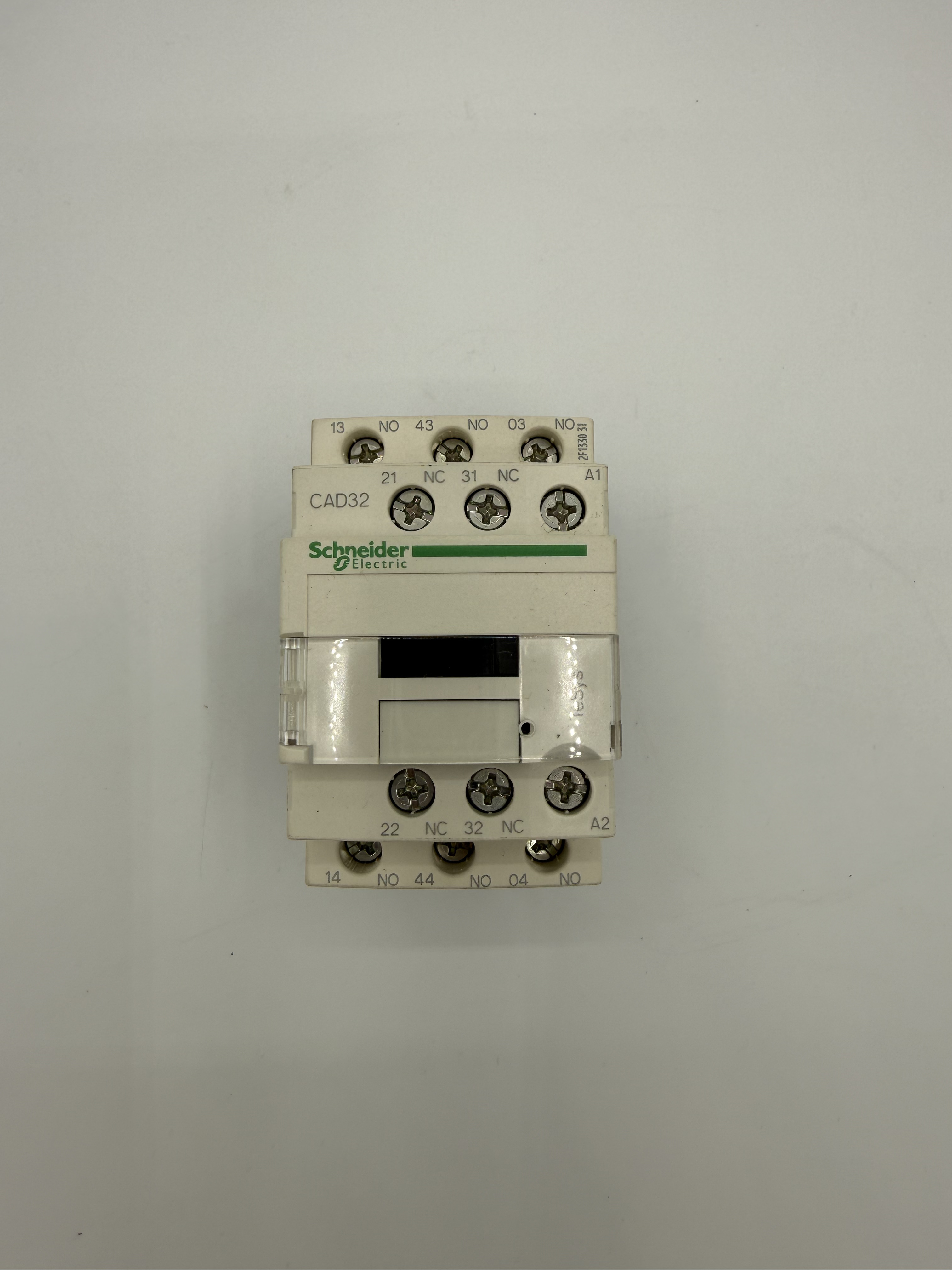 Промежуточное реле Schneider Electric CAD32 coil 220VAC